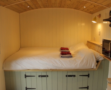 Shepherd's Hut Double Bed
